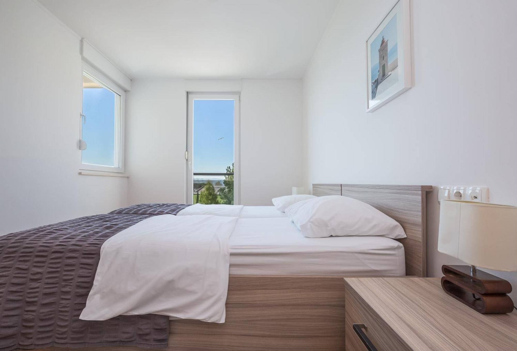 Ap 4+2 In One Of The Most Luxury Building In Omis Omiš Quarto foto