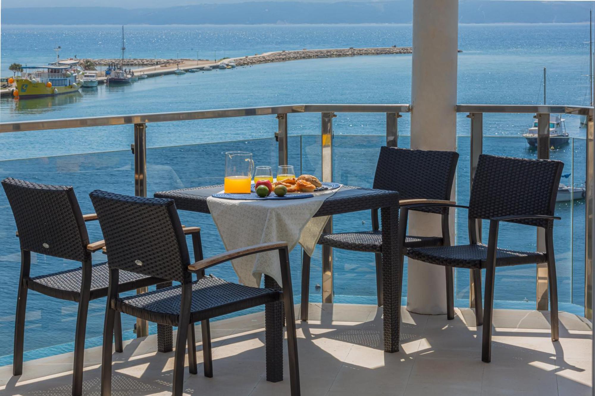Ap 4+2 In One Of The Most Luxury Building In Omis Omiš Quarto foto